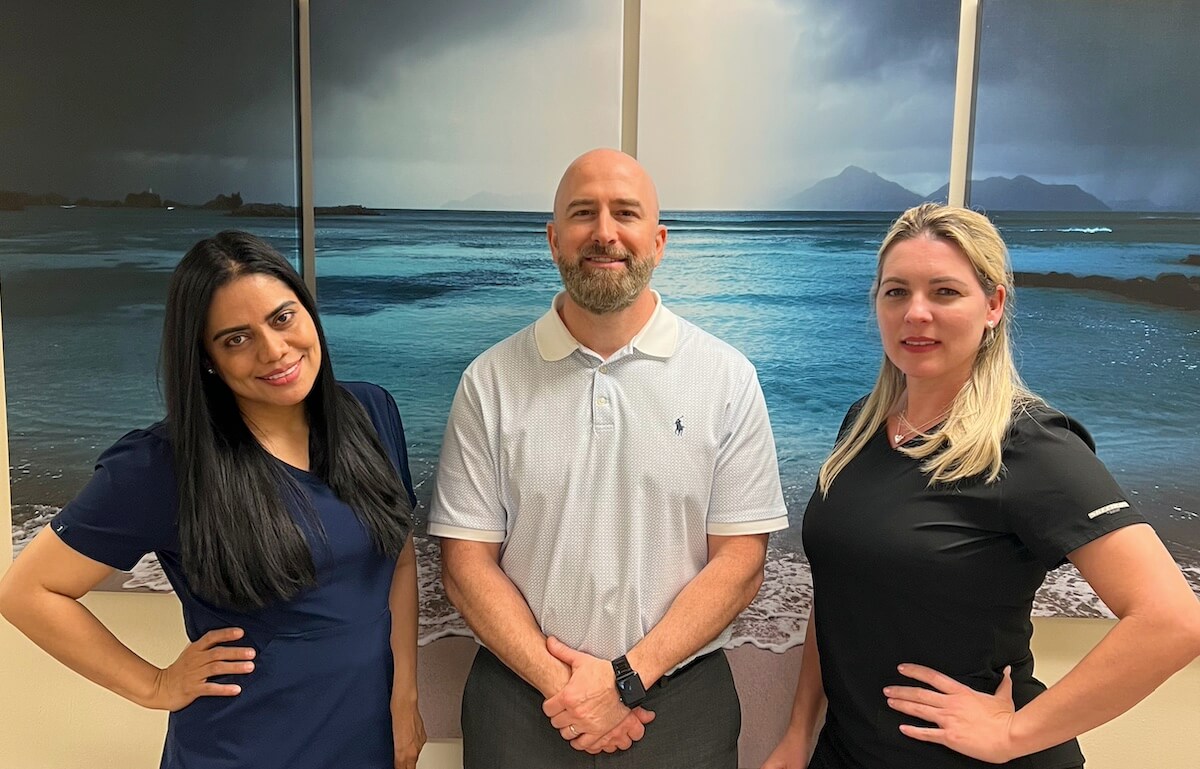 Dr. White and team at Chiropractic and Rehabilitation of Miami Lakes